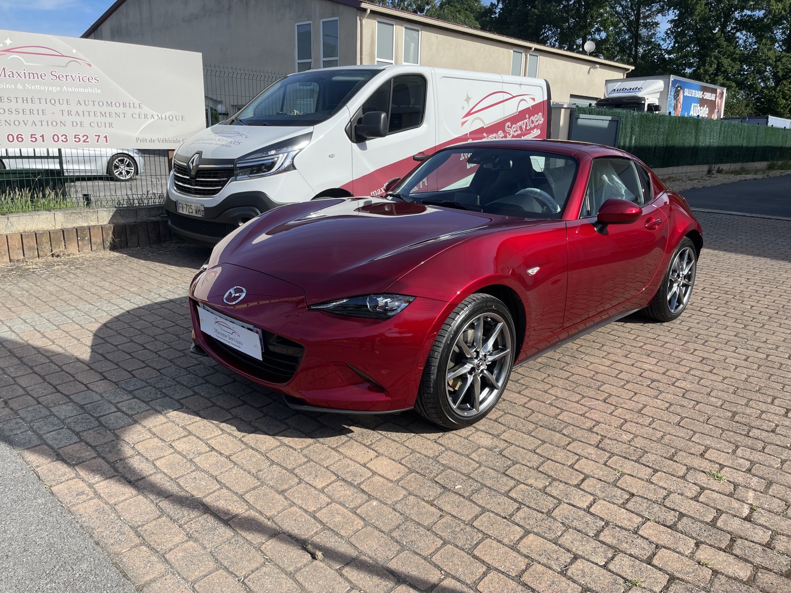 Mazda mx5 – véhicule neuf - léger polissage + traitement céramique 9 ans – Compiègne