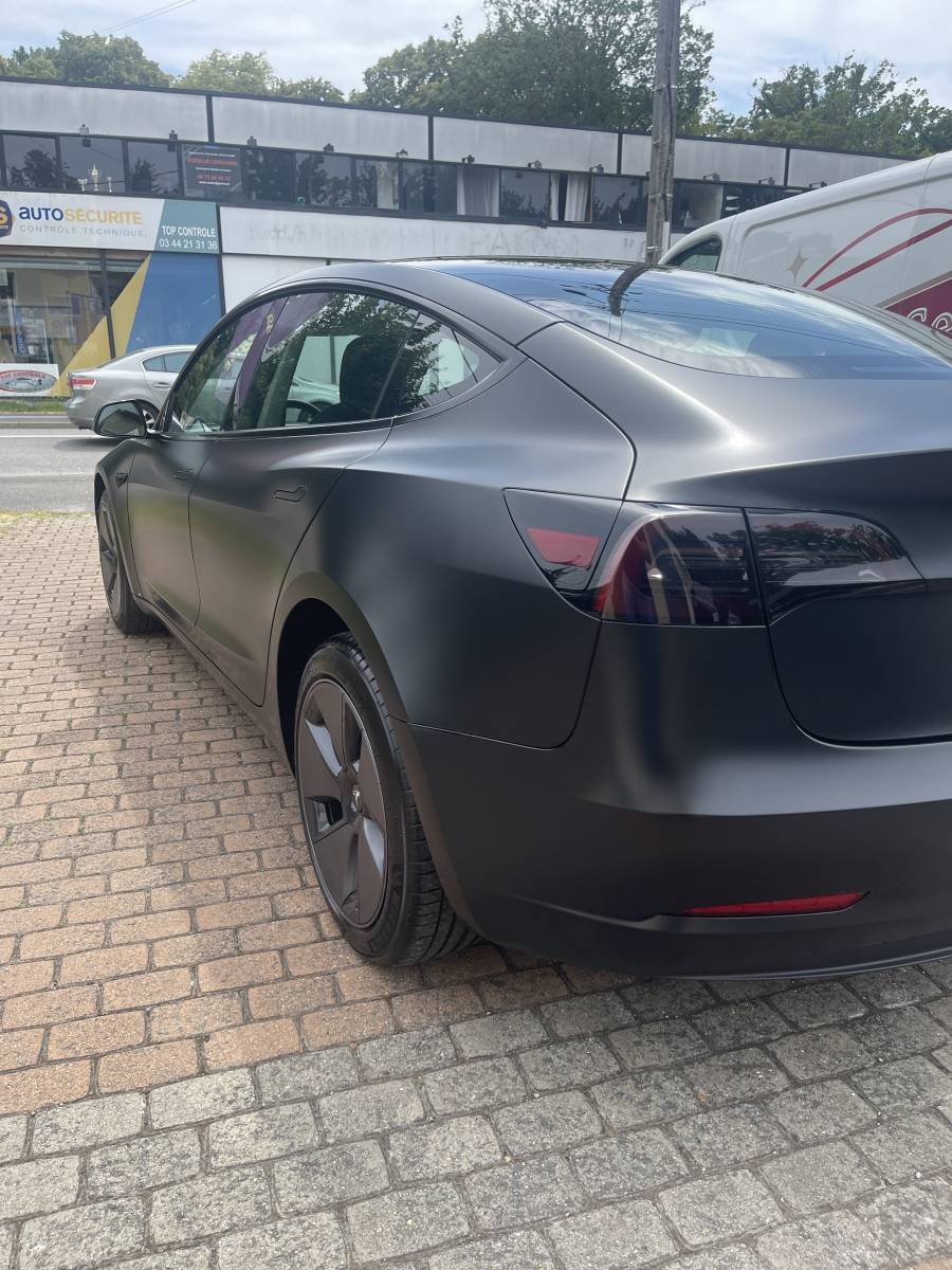 xpel stealth Tesla noir Lamorlaye